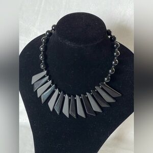 Fun vintage necklace amazing black 80’s lightweight shiny, and flat mat beads
